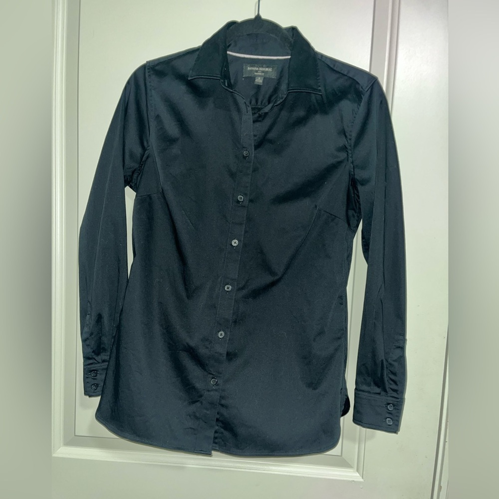 Banana Republic Women's Midnight Button-Down Shirt tailored fit
